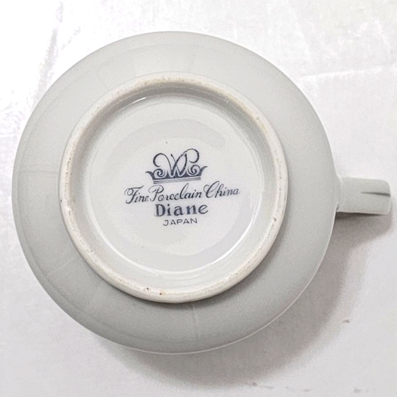 Diane by Fine China of Japan Blue Flower Scrolls - Creamer - Picture 9 of 15